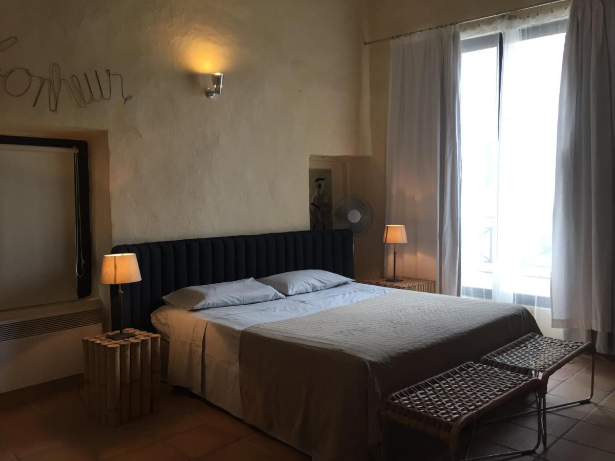 لا روكي دي انثيرون B&B Villa Des Muses المظهر الخارجي الصورة